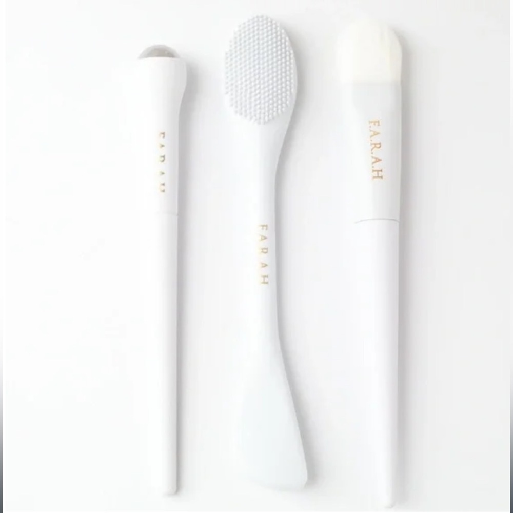 New F.A.R.A.H. Skincare 3pc Brush Set - Picture 2 of 3